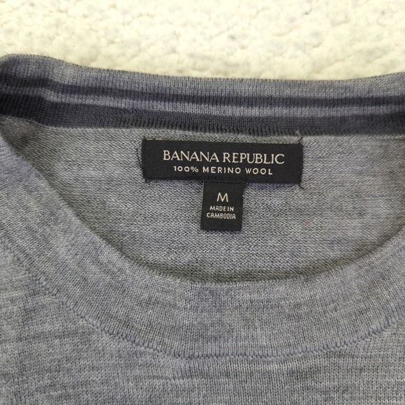 Banana Republic Mens Sweater 100% Merino Wool Gray Crew Neck Lightweight Medium‎ - Picture 6 of 9